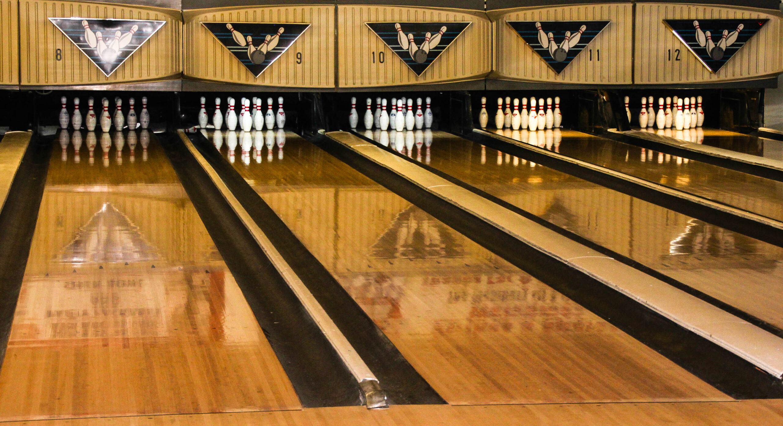 Analyzing the Challenges in the Bowling Lane Industry